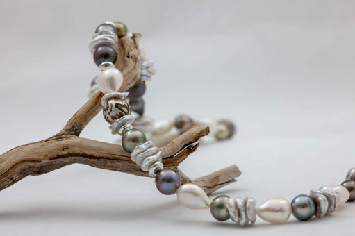 Galerie der Mokumegane Artisten